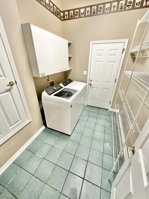 2024 Grayson Drive Navarre, FL 32566 - Photo 32 of 47 a bathroom with a sink a mirror and a shower