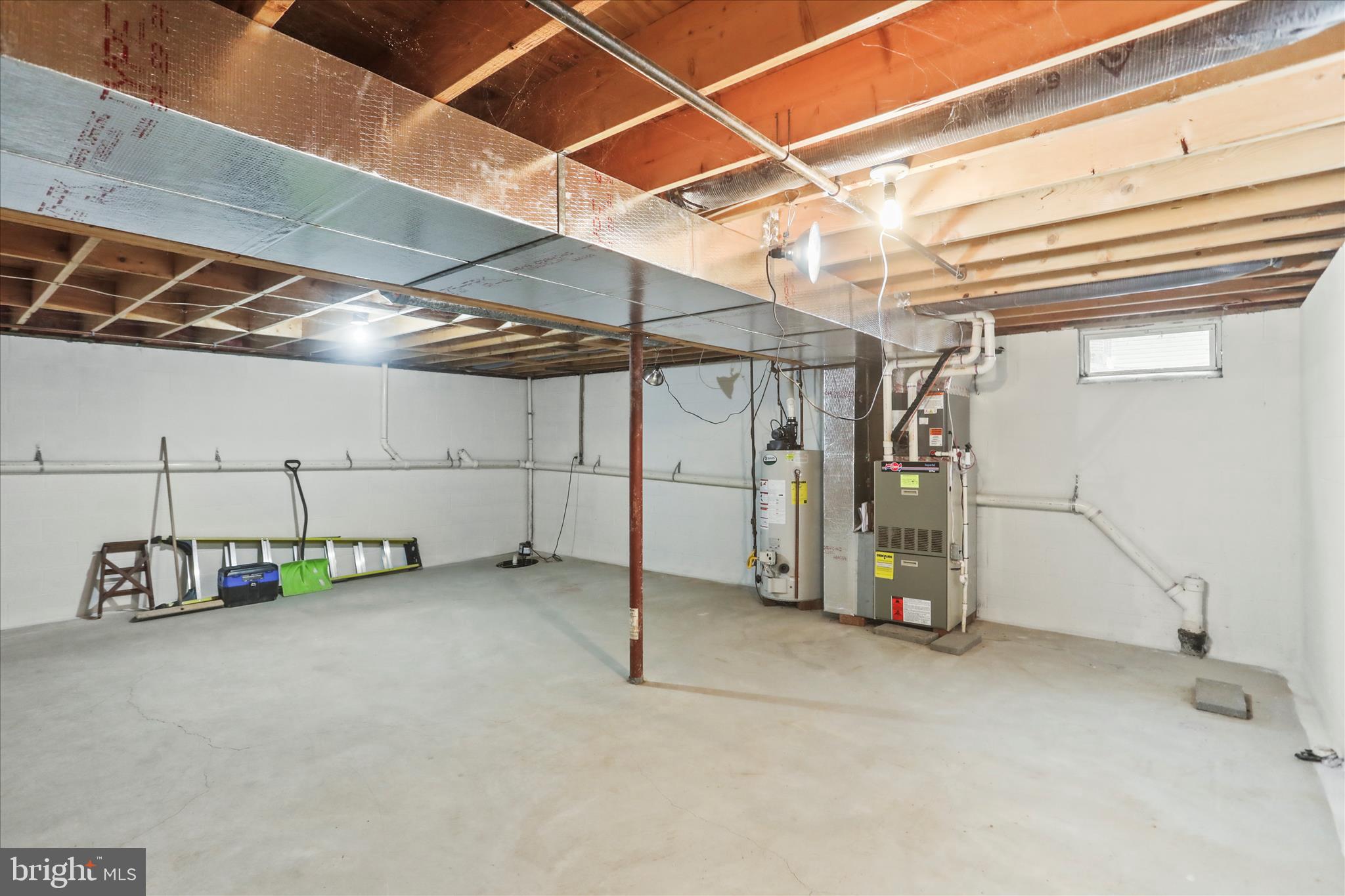 8 Magnolia Lane Hanover, PA 17331 - Photo 28 of 38 a view of empty room