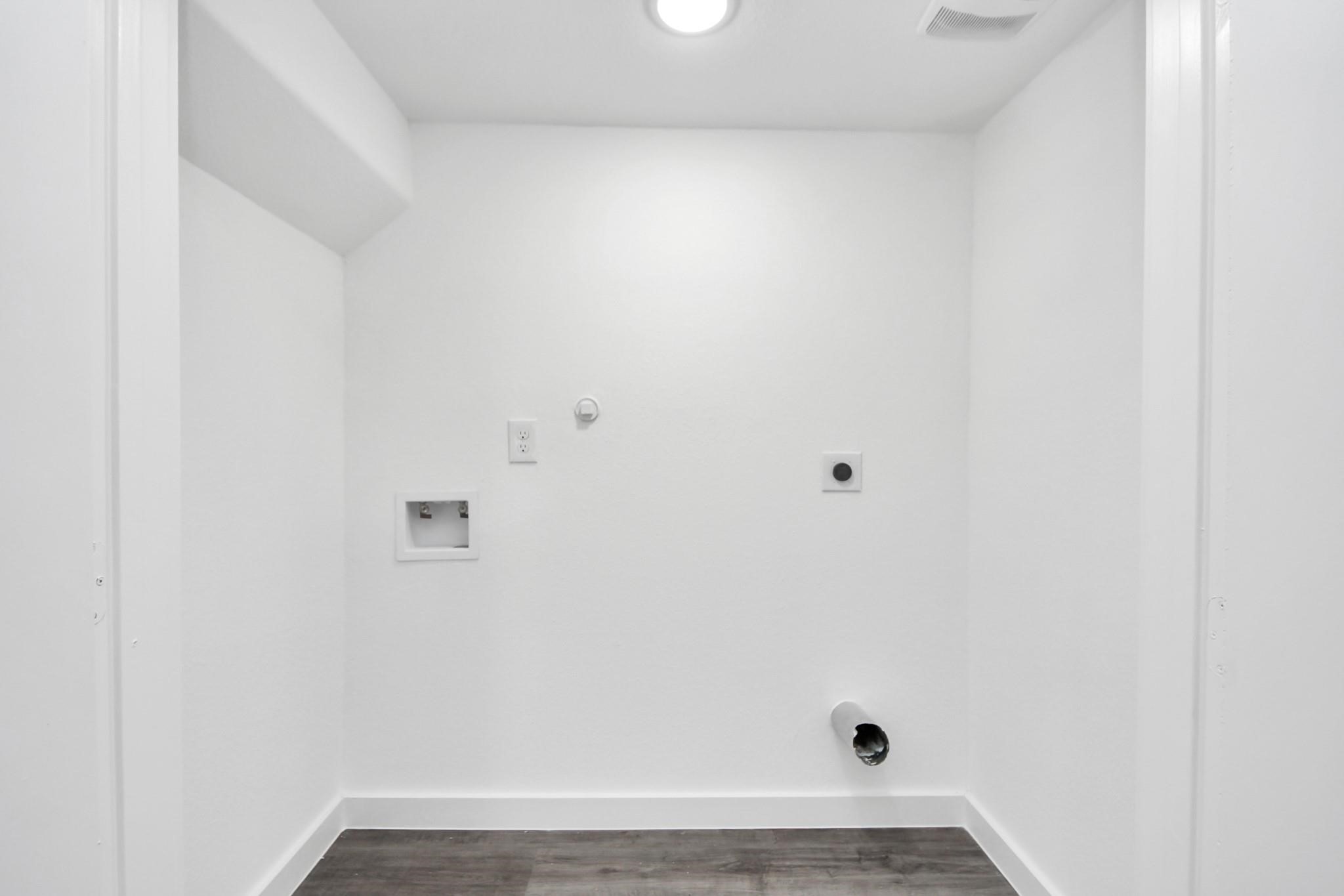 7611 Shotwell Street, Unit B Houston, TX 77016 - Photo 5 of 17