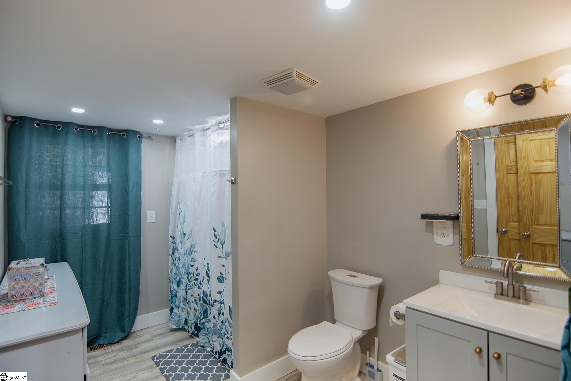 2537 Belhaven Road Anderson, SC 29621 - Photo 9 of 15