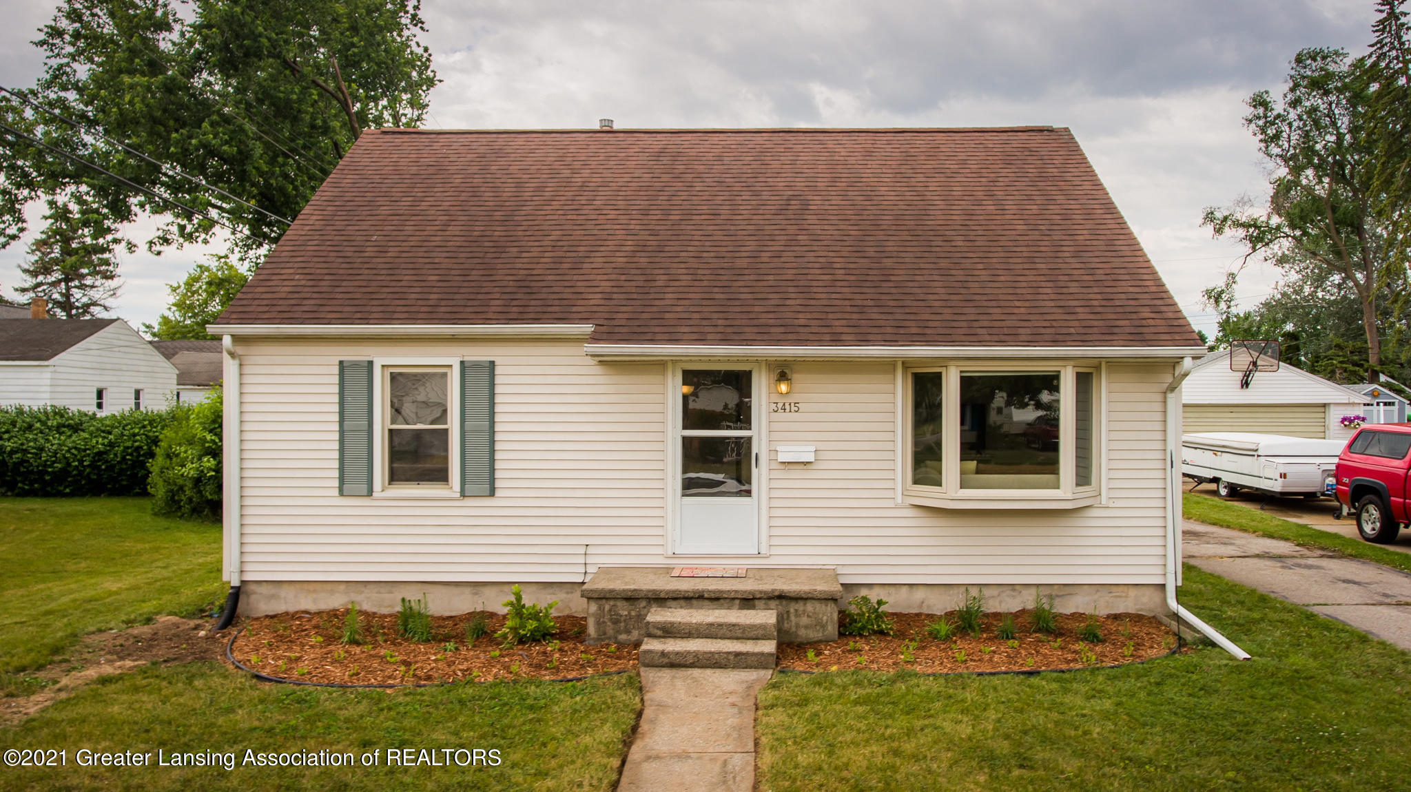 3415 Sylvan Road Lansing, MI 48917 - Photo 6 of 22 3415Sylvan03