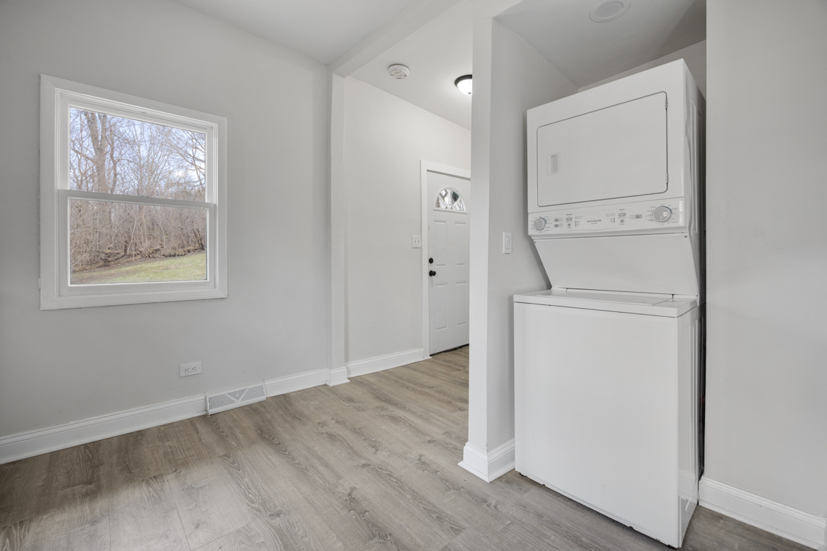 38169 North 3rd Avenue Spring Grove, IL 60081 - Photo 12 of 25 Gallery Image 12