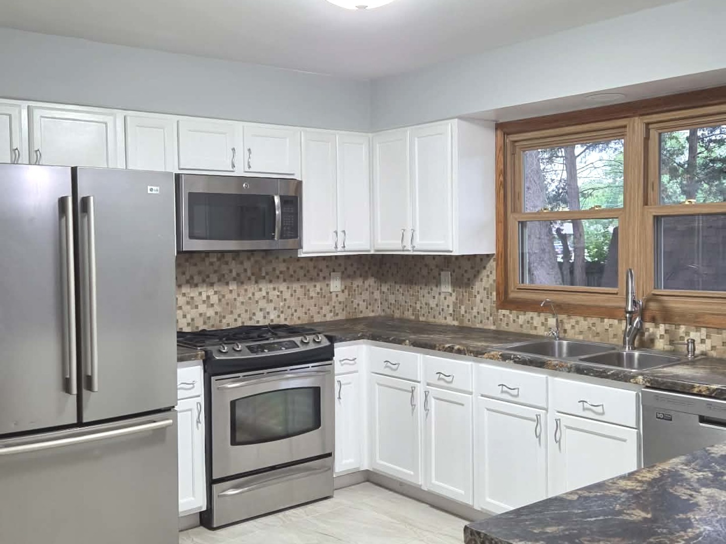 3020 Southbridge Road Rockford, IL 61114 - Photo 8 of 17