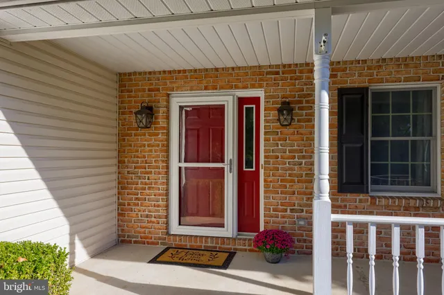 $430,000 | 1027 Ridgeview Drive, Orwigsburg, PA 17961