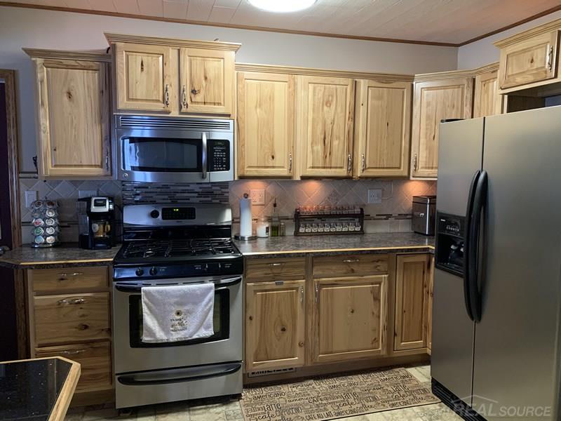 170 Ubly Road Sandusky, MI 48471 - Photo 5 of 30 50004393-4.JPG