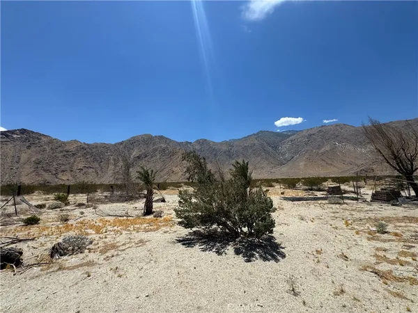 $699,000 | 15965 Coral Street, Palm Springs, CA 92262