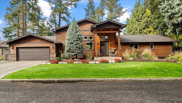 $999,000 | 1622 West Fairway Drive, Spokane, WA 99218