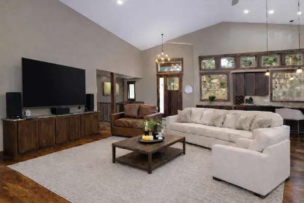 $959,000 | 1622 West Fairway Drive, Spokane, WA 99218
