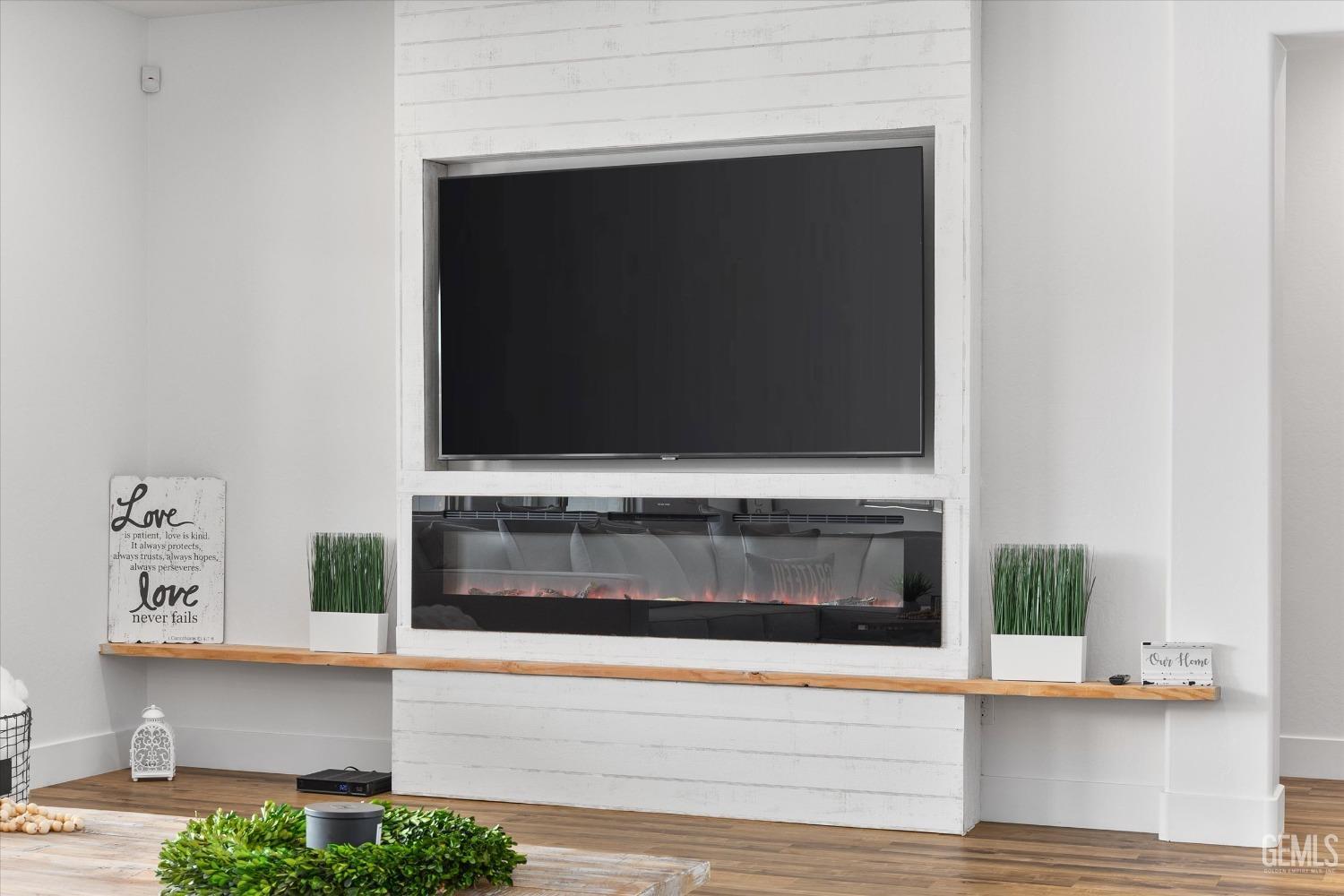 Undisclosed Address Bakersfield, CA 93314 - Photo 17 of 43 a bathroom with a sink and a mirror