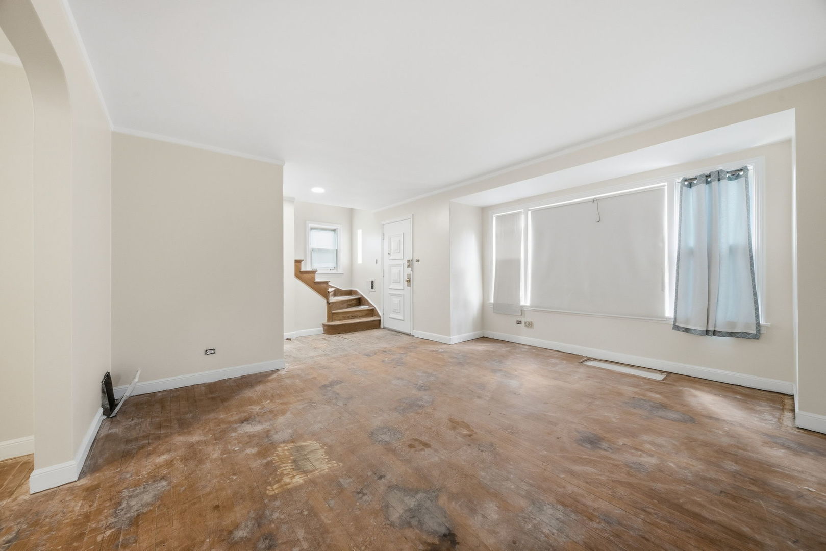 10605 South Normal Avenue Chicago, IL 60628 - Photo 5 of 19
