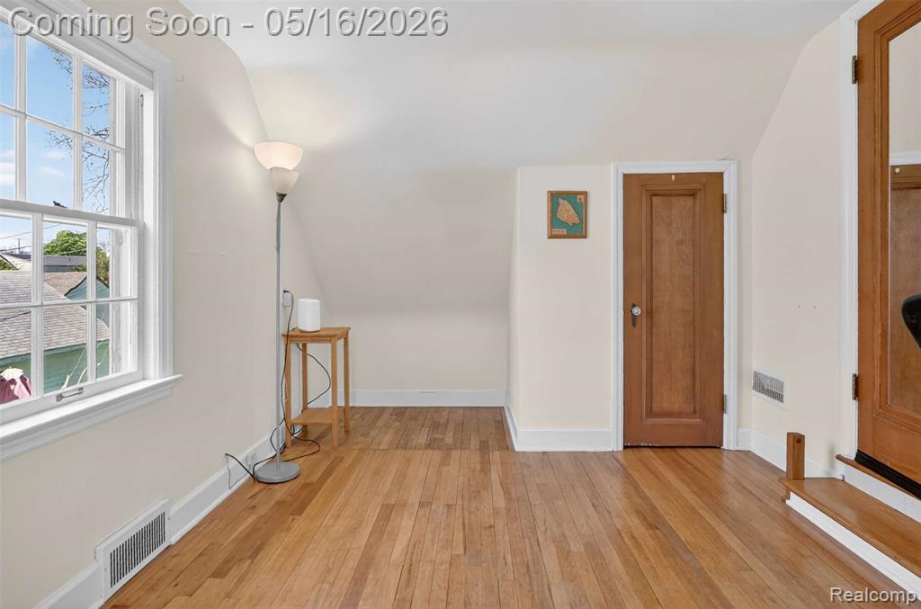 1817 Montclair Avenue Flint, MI 48503 - Photo 30 of 36