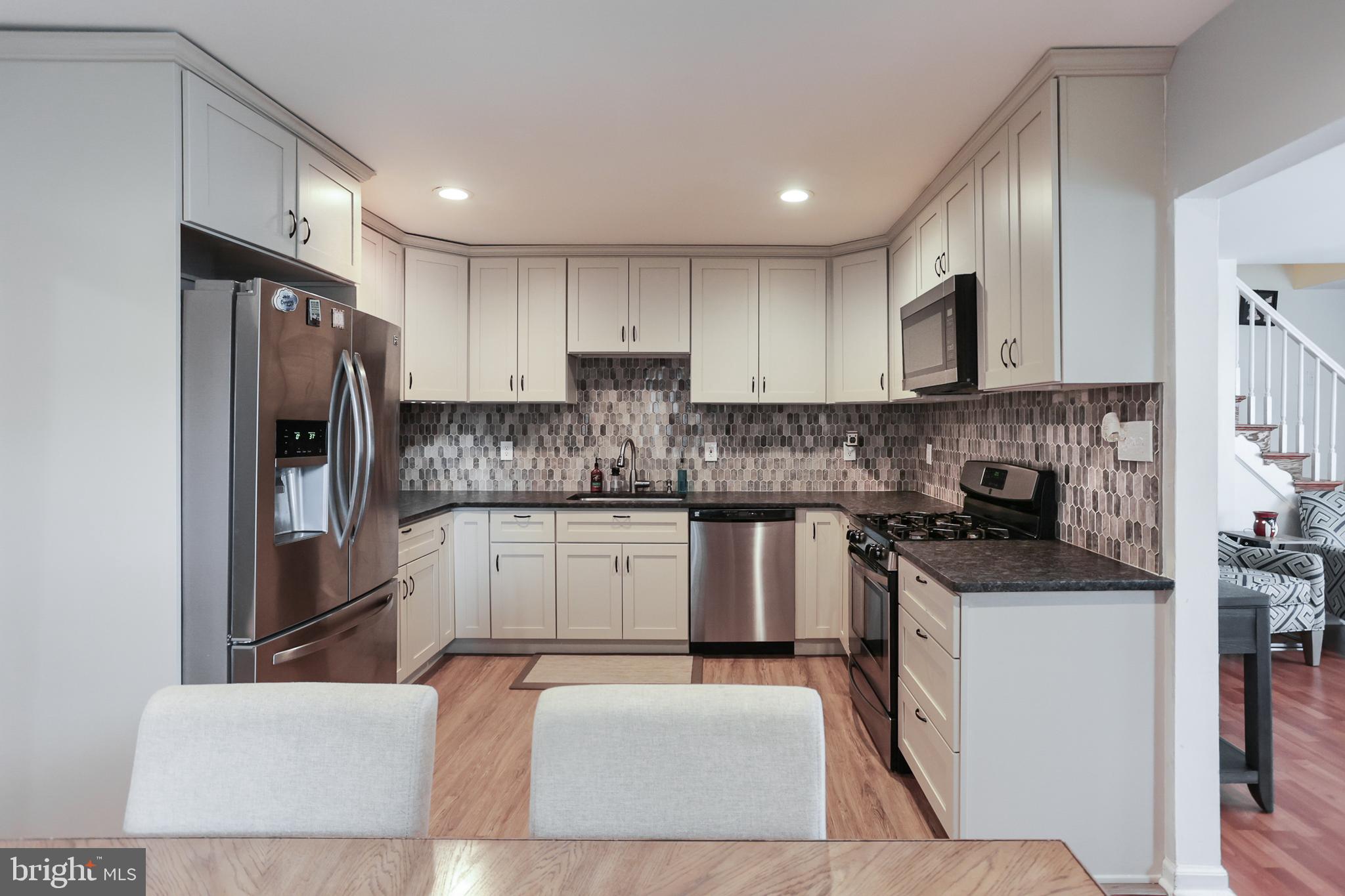 22 West Redmont Road Wilmington, DE 19804 - Photo 1 of 23 Gallery Image 1