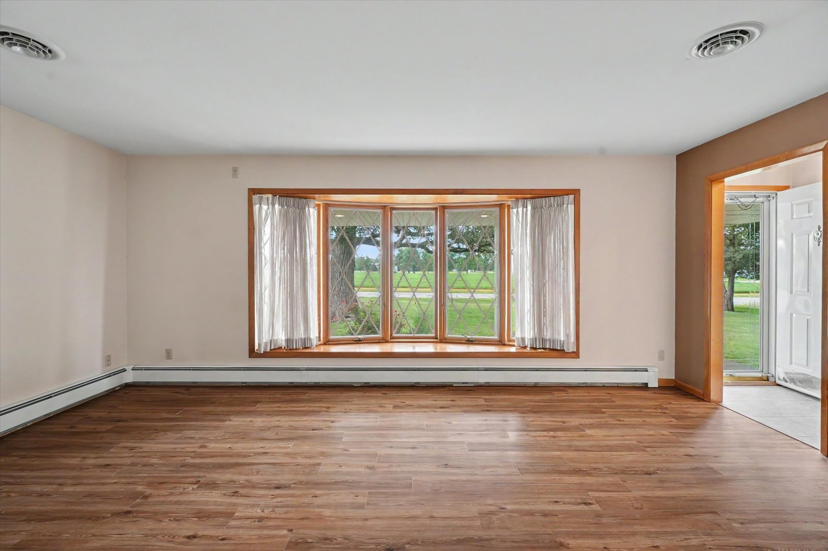 208 West Cemetery Road Roberts, IL 60962 - Photo 8 of 48