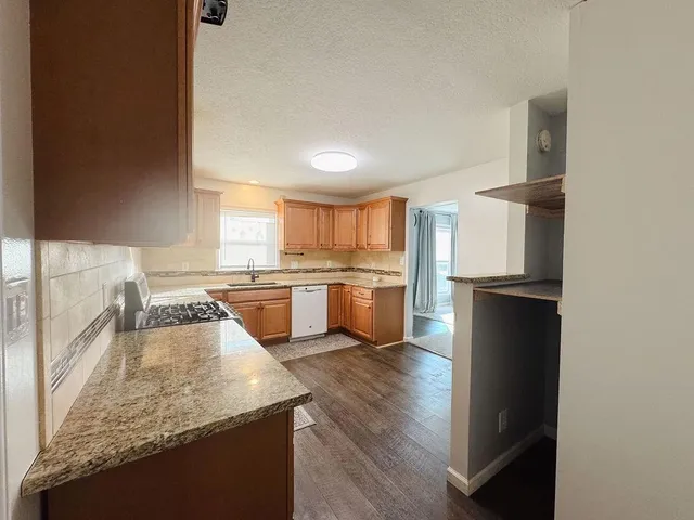 $260,000 | 5814 Parkview Avenue, Kansas City, KS 66104