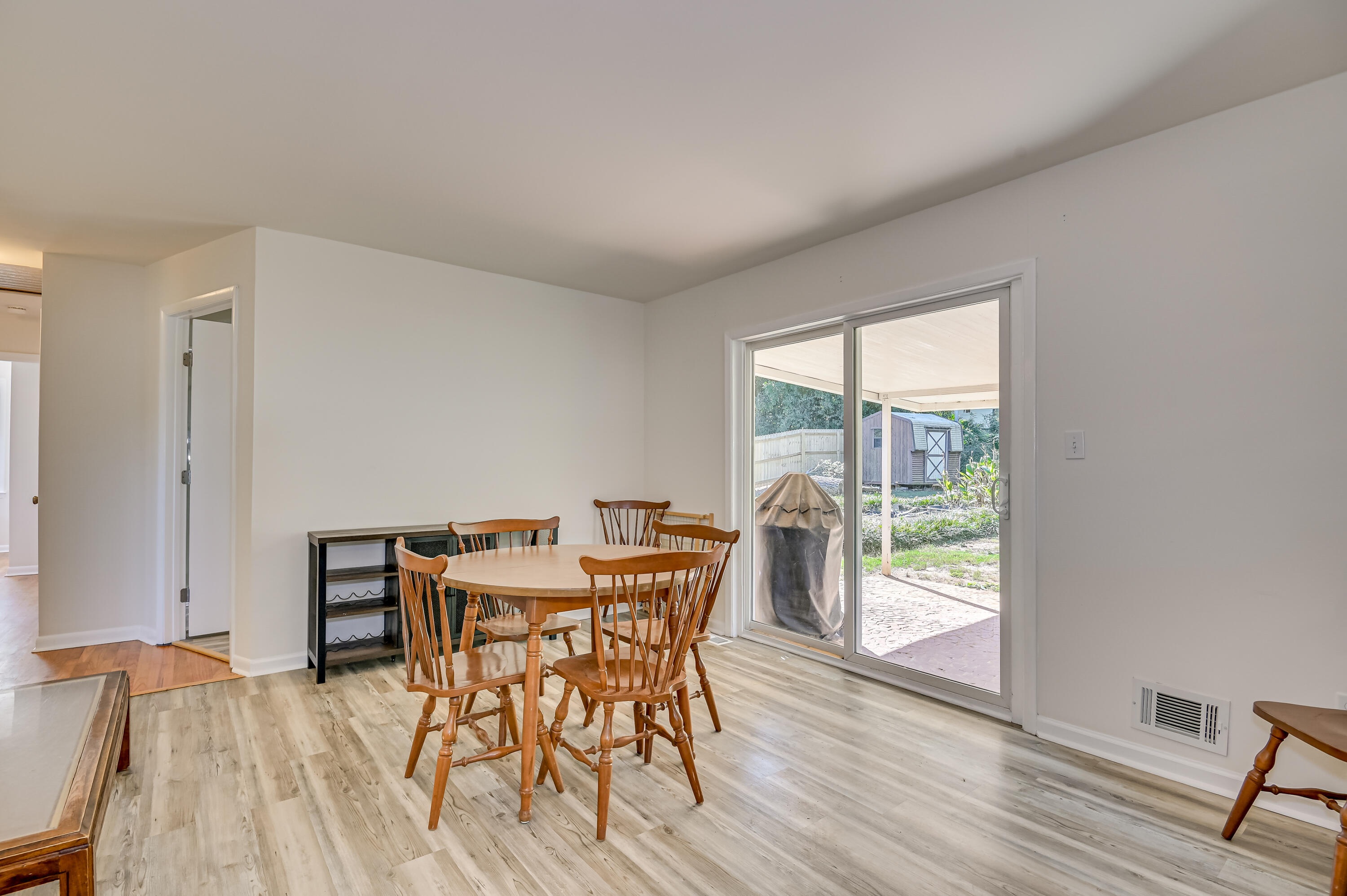 2416 Forest Park Road Augusta, GA 30904 - Photo 12 of 40 111