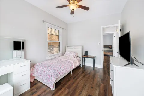 $629,900 | 272 North Willow Road, Elmhurst, IL 60126