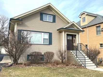 $629,900 | 272 North Willow Road, Elmhurst, IL 60126