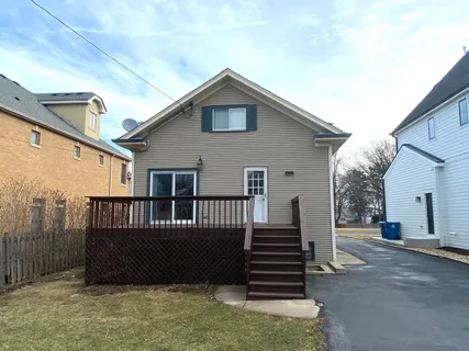 $629,900 | 272 North Willow Road, Elmhurst, IL 60126