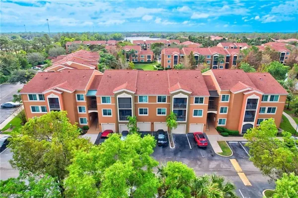 $2,300 | 1190 Reserve Way, Unit 304, Naples, FL 34105