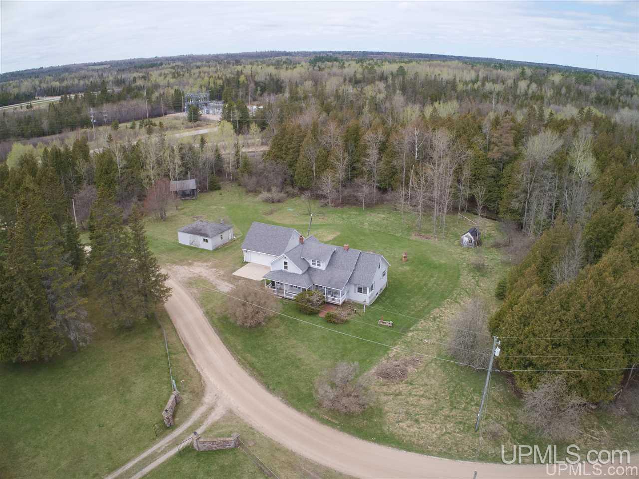 9825 South 75 Road Rapid River, MI 49878 - Photo 2 of 30