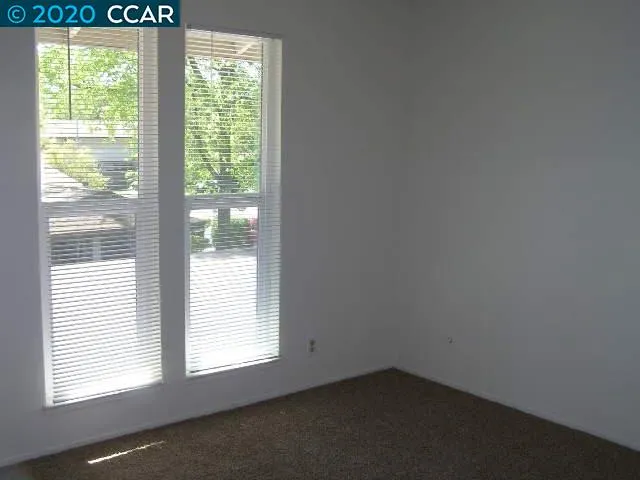 $1,950 | 5454 Roundtree Place, Unit D, Concord, CA 94521