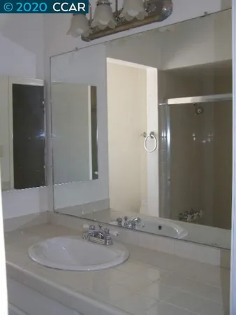 $1,950 | 5454 Roundtree Place, Unit D, Concord, CA 94521