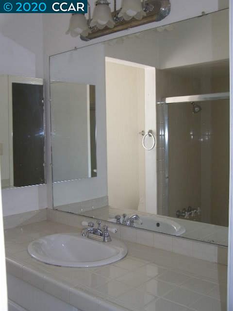 5454 Roundtree Place, Unit D Concord, CA 94521 - Photo 24 of 25