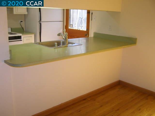 5454 Roundtree Place, Unit D Concord, CA 94521 - Photo 9 of 25