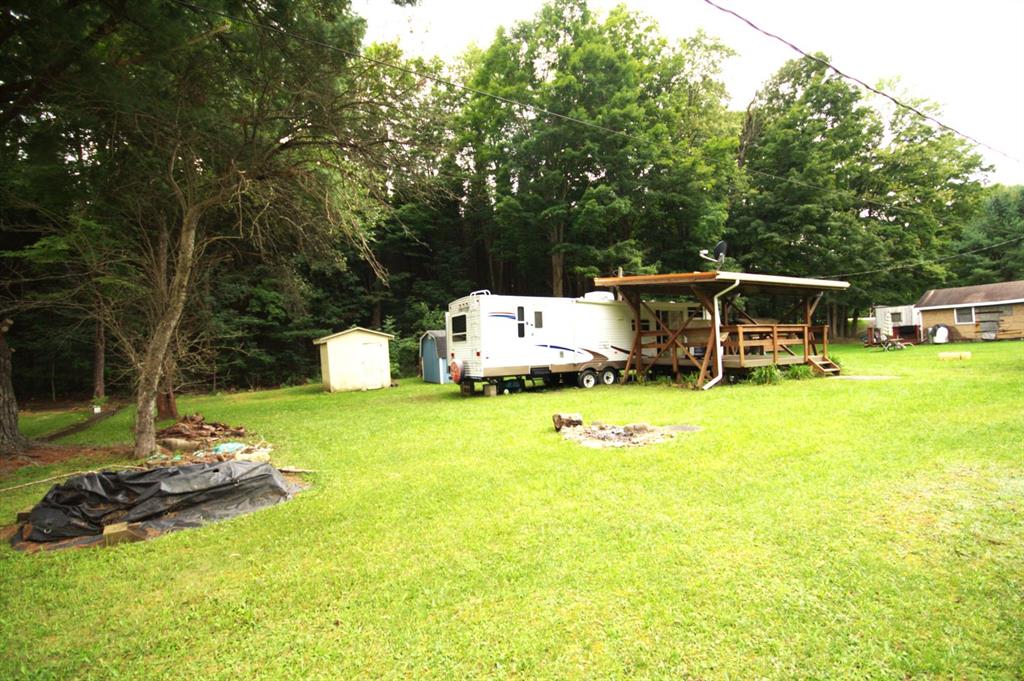 121 Crooked Pier Road Clarington, PA 15828 - Photo 10 of 12 Gallery Image 10