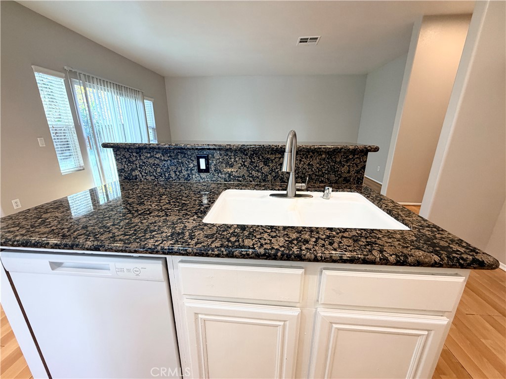 9145 West Rancho Park Circle Rancho Cucamonga, CA 91730 - Photo 11 of 35