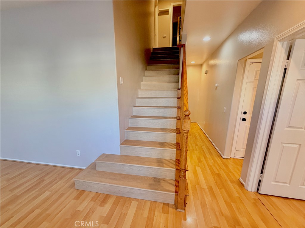 9145 West Rancho Park Circle Rancho Cucamonga, CA 91730 - Photo 4 of 35