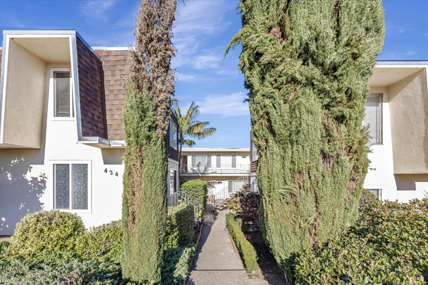 424 Richmond Drive Millbrae, CA 94030 - Photo 2 of 22