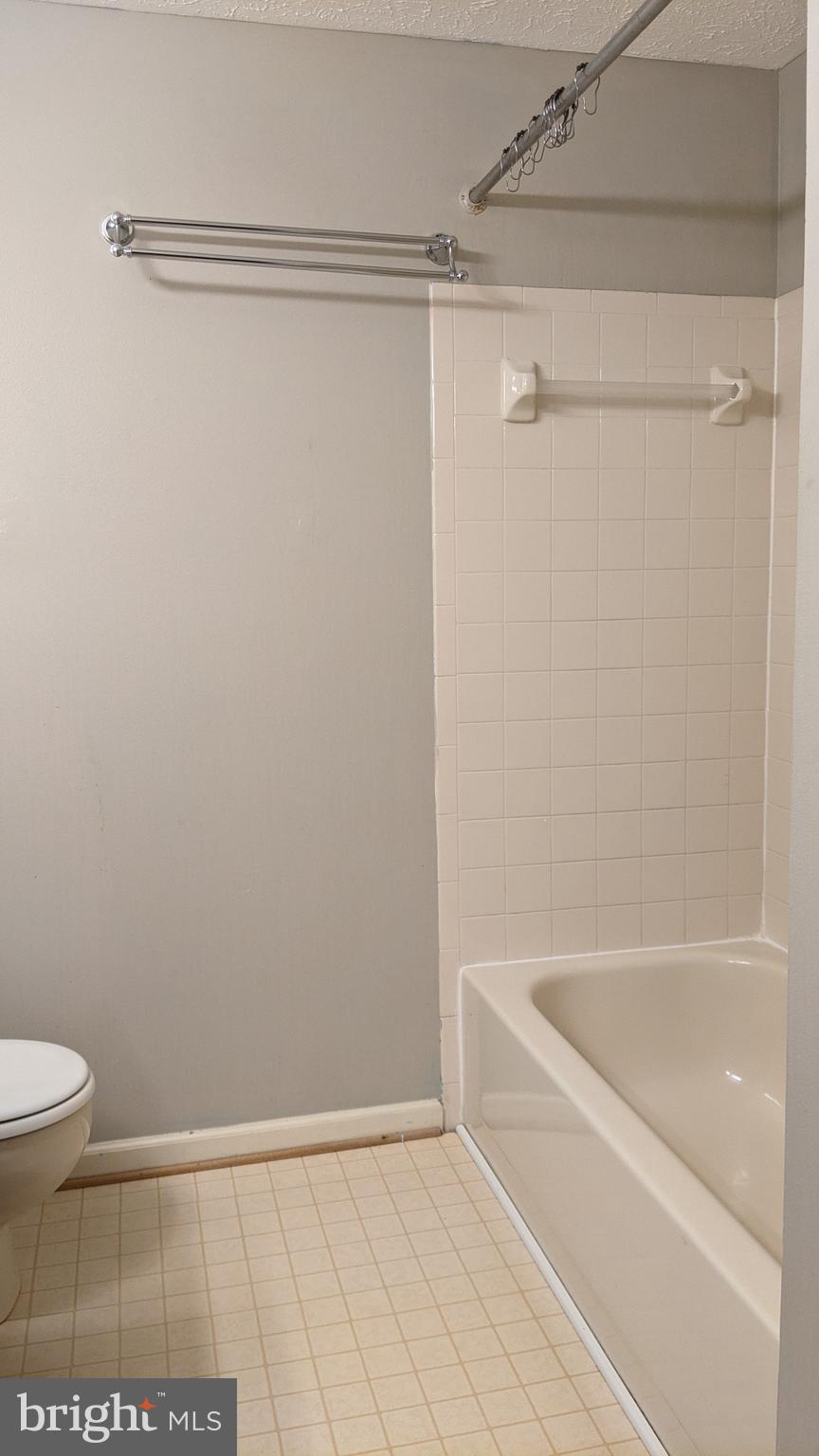 10 Ramsgate Court Baltimore, MD 21227 - Photo 23 of 45