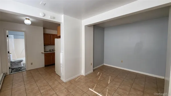 $1,950 | 139 Rombout Avenue, Unit 1, Beacon, NY 12508