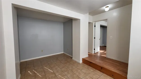 $1,950 | 139 Rombout Avenue, Unit 1, Beacon, NY 12508