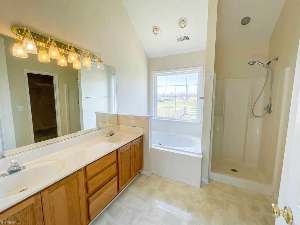 185 Beech Ridge Road Thomasville, NC 27360 - Photo 16 of 28 Gallery Image 16