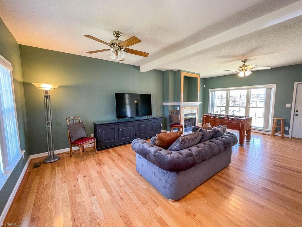 185 Beech Ridge Road Thomasville, NC 27360 - Photo 7 of 28 Gallery Image 7