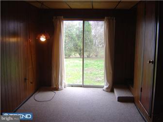 500 Holmes Road Morton, PA 19070 - Photo 4 of 10 Family Room