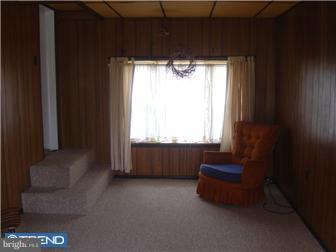 500 Holmes Road Morton, PA 19070 - Photo 5 of 10 Family Room