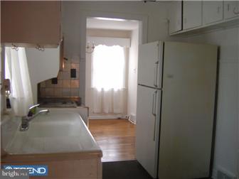 500 Holmes Road Morton, PA 19070 - Photo 6 of 10 Kitchen