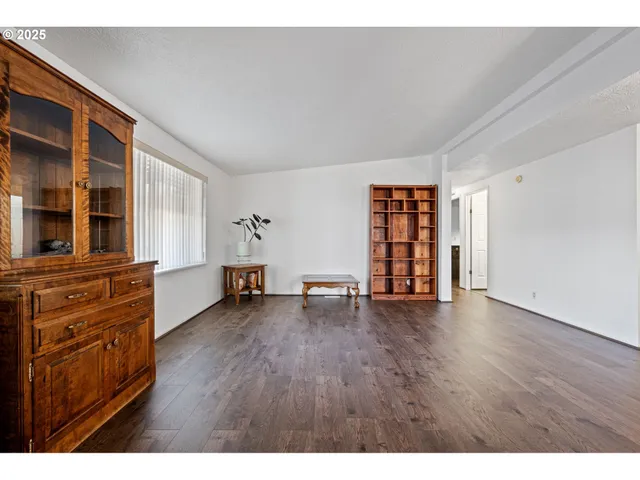 $130,000 | 1699 North Terry Street, Unit 156, Eugene, OR 97402