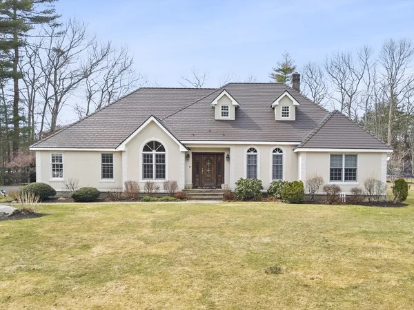 $889,900 | 71 Tania Drive, Taunton, MA 02718