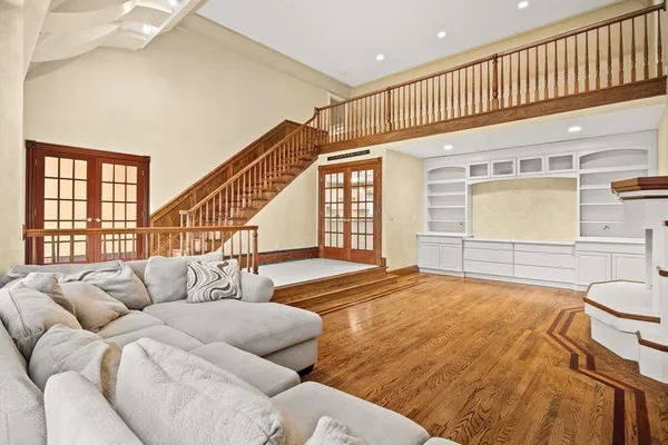 $889,900 | 71 Tania Drive, Taunton, MA 02718