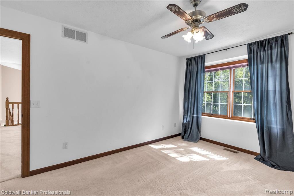 6441 Richardson Road Howell, MI 48843 - Photo 36 of 72