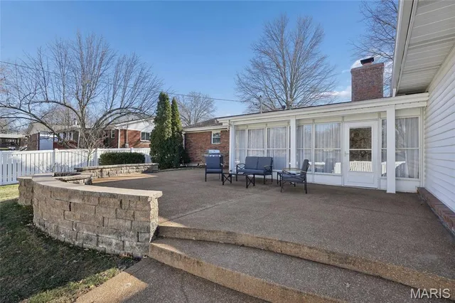 $410,000 | 1157 Lariat Trail, Ellisville, MO 63011