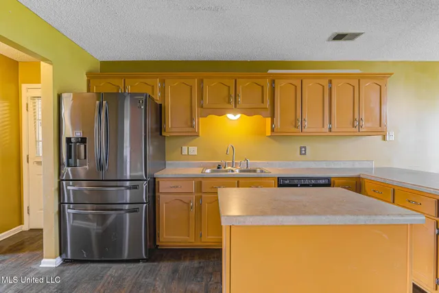 $319,900 | 7308 Wendy Way, Walls, MS 38680