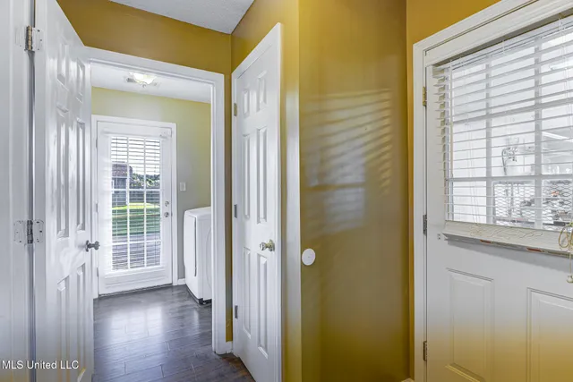 $319,900 | 7308 Wendy Way, Walls, MS 38680