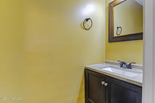 $319,900 | 7308 Wendy Way, Walls, MS 38680