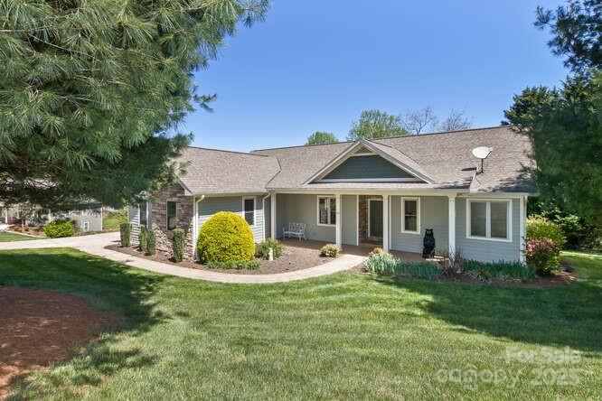 16 Devonshire Drive Mills River, NC 28759 - Photo 2 of 47