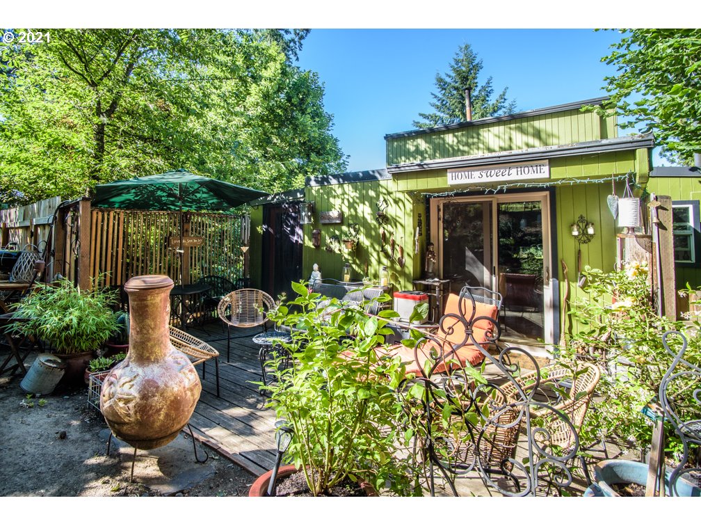 2845 Spring Boulevard Eugene, OR 97403 - Photo 24 of 31